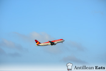 Avianca Airlines - A320 taking off from Curacao Airport